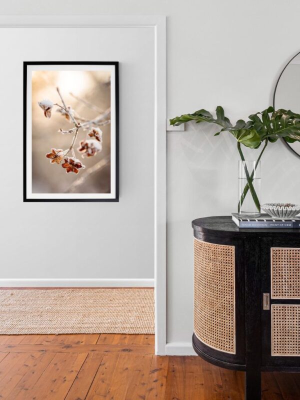 Inspirowana naturą fotografia na płótnie - Mindfulness in Beige, delikatne suszone trawy z łagodnym światłem, grafika ścienna w stylu slow living