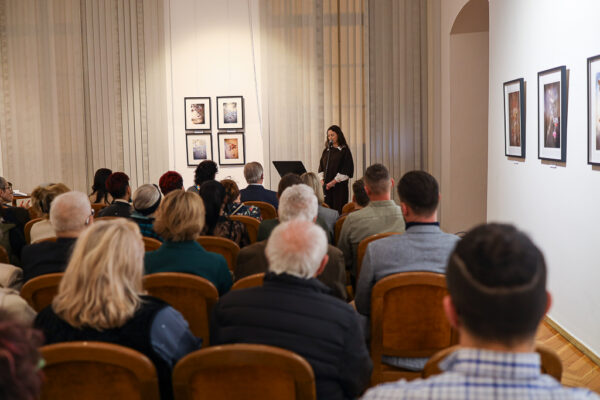 Haftowane Światło | Uważność na Trójkącie